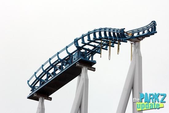 0611-1_Storm_Coaster_c_04.jpg