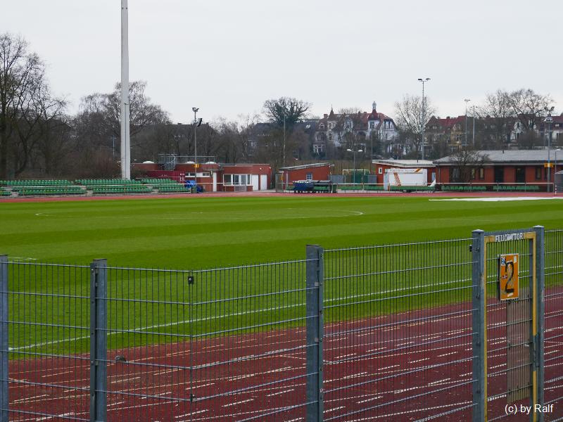 Bre - Kleineres Stadion 03.jpg