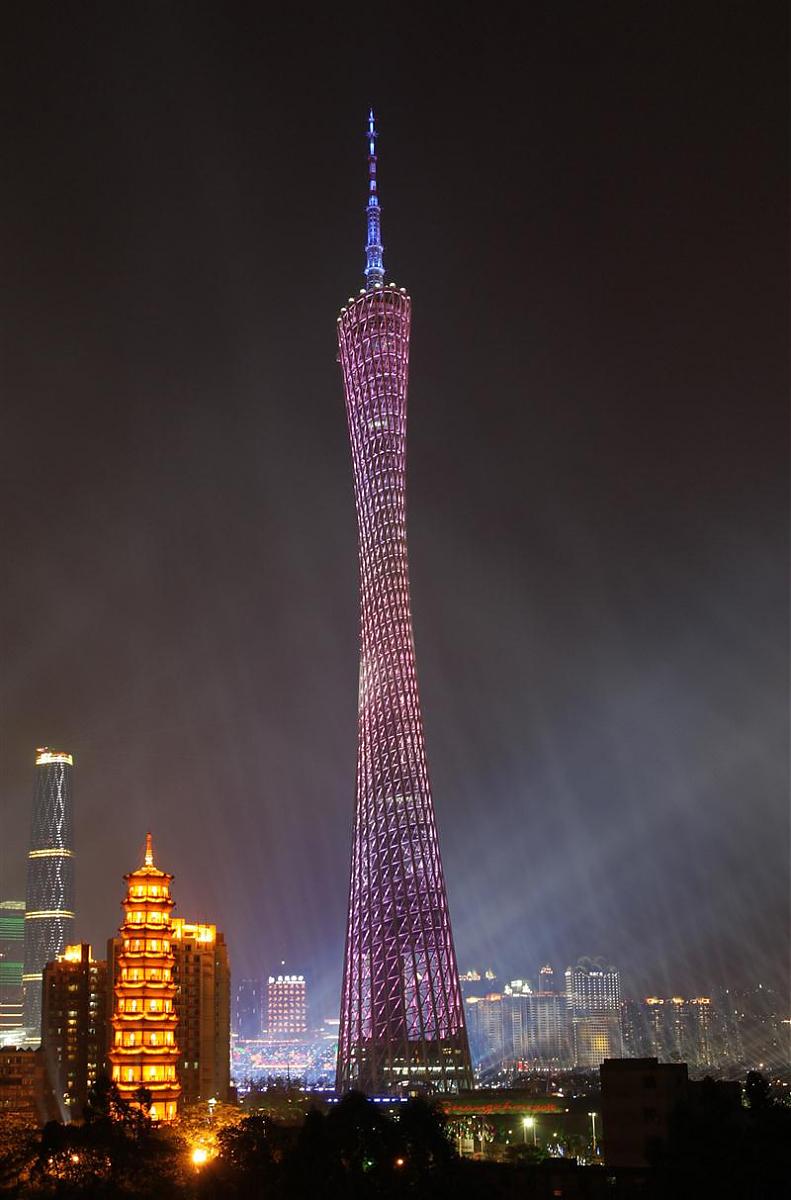 Canton_tower_in_asian_games_opening_ceremony (Custom).jpg