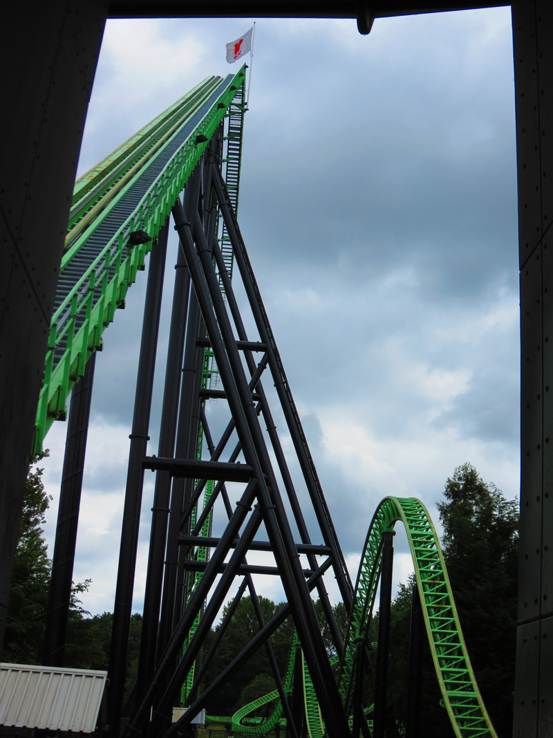 goliath-Walibi_Holland_1107.jpg