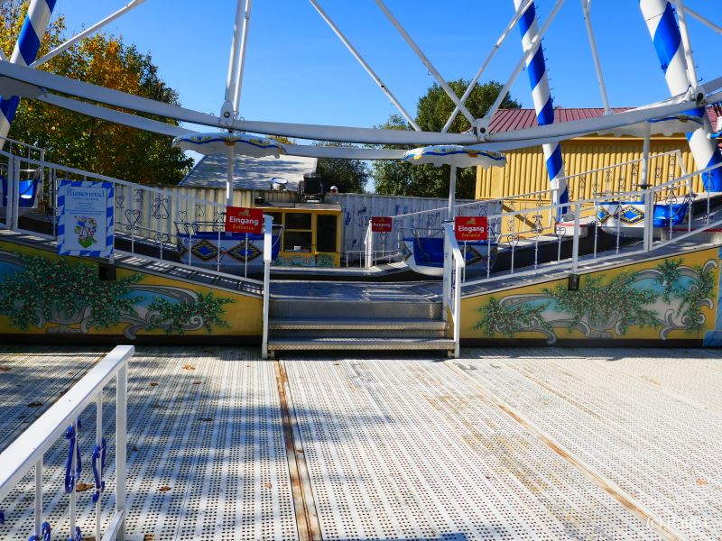 Sky 22-10-18 Riesenrad 02.jpg