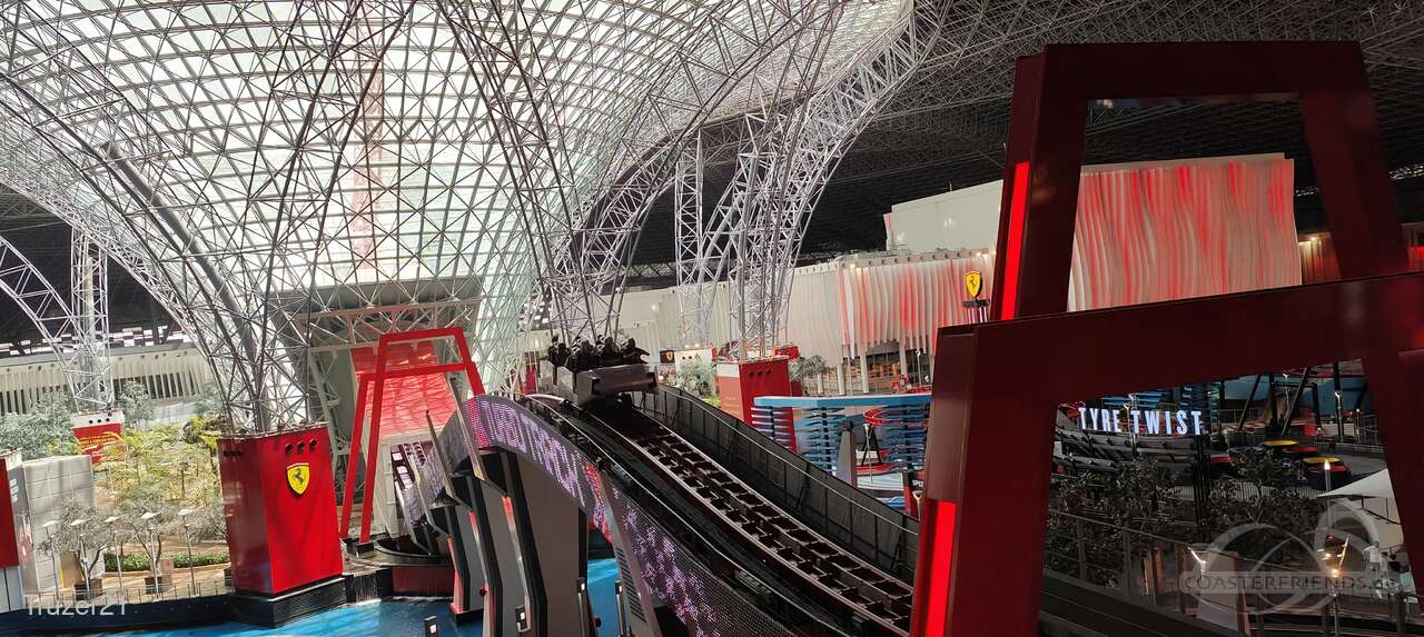 Turbo Track im Park Ferrari World Abu Dhabi Impressionen