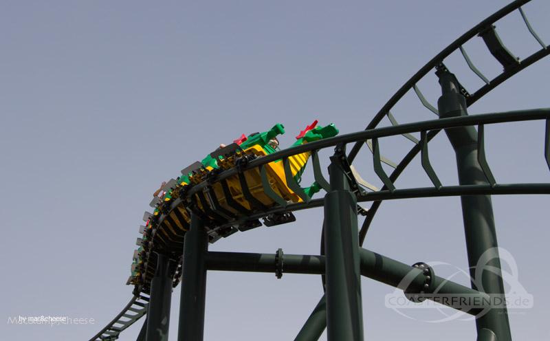 Dragon im Park Legoland Dubai Impressionen