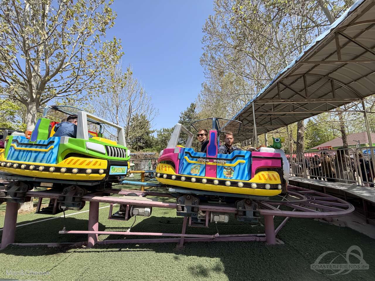 Happy Journey Cars im Park Sun Park Impressionen