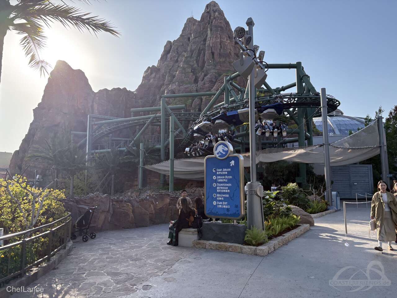 Jurassic Flyers im Park Universal Studios Beijing Impressionen