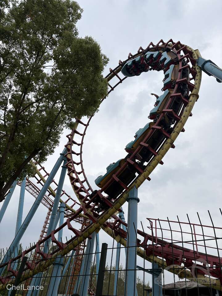 Whirly Roller Coaster im Park Floraland Continent Park Impressionen