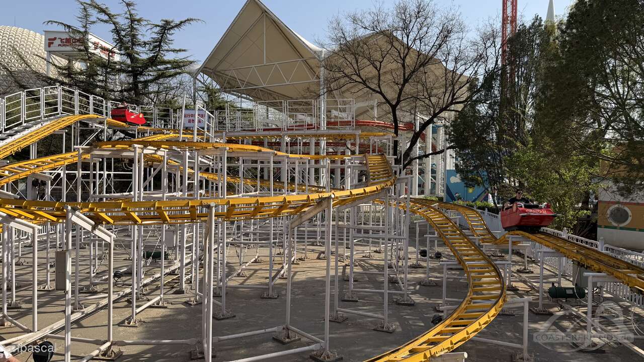 Crazy Mouse im Park Beijing Shijingshan Amusement Park Impressionen
