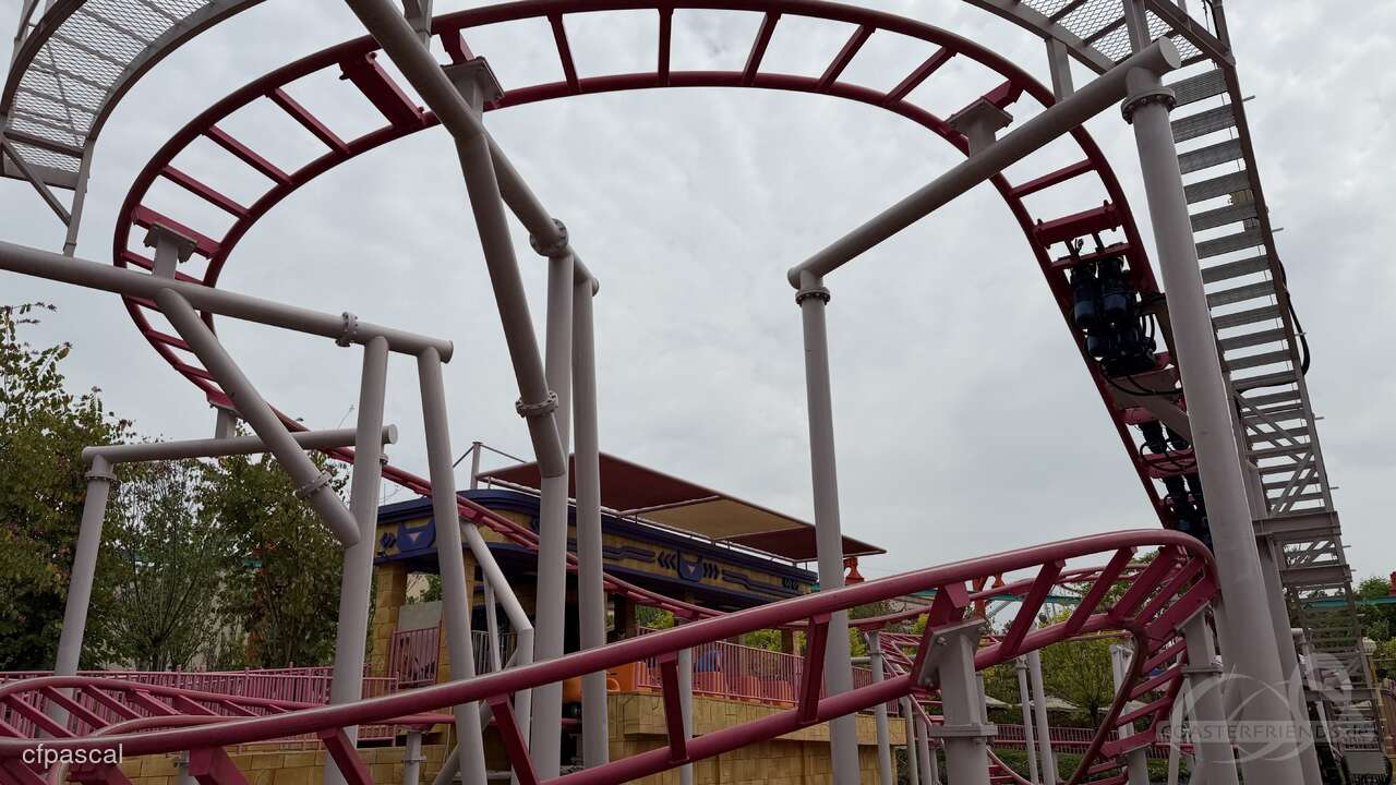 Puppy Coaster im Park Fantawild Oriental Legend Impressionen