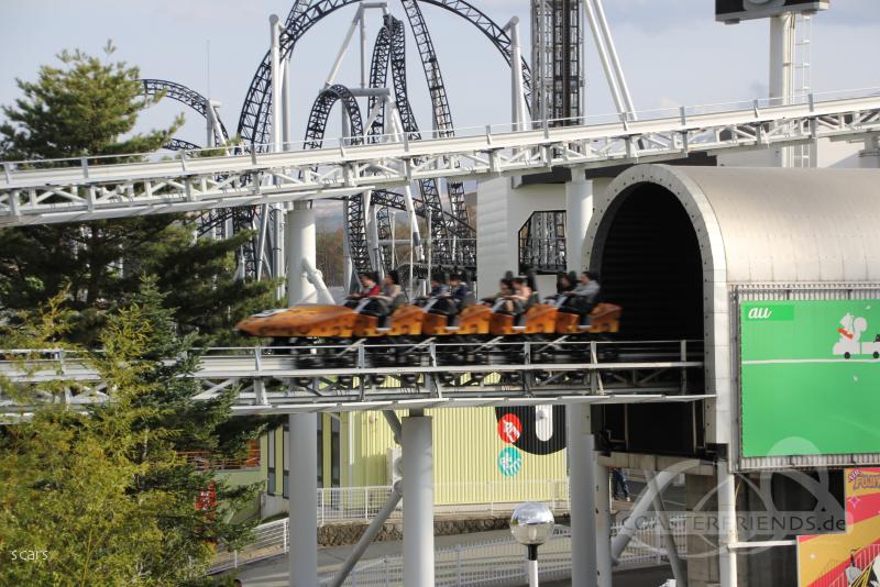 Dodonpa im Park Fuji-Q Highland Impressionen