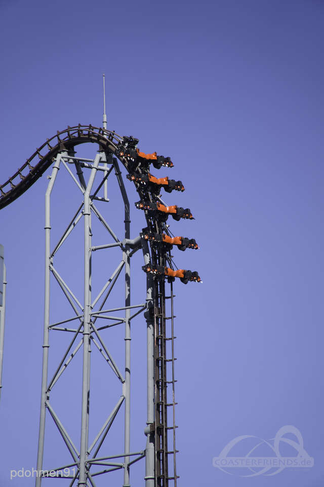 Eejanaika im Park Fuji-Q Highland Impressionen