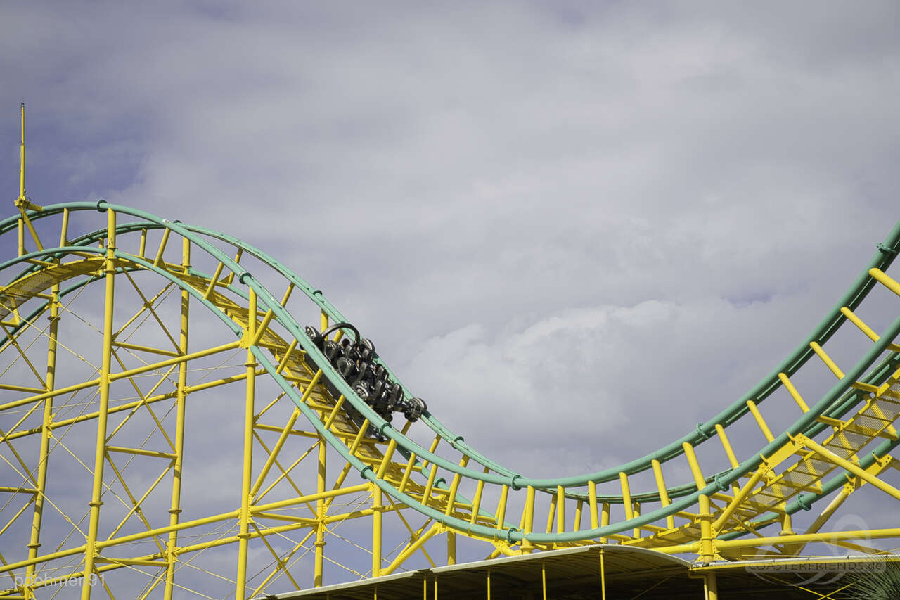 Ultra Twister im Park Nagashima Spa Land Impressionen