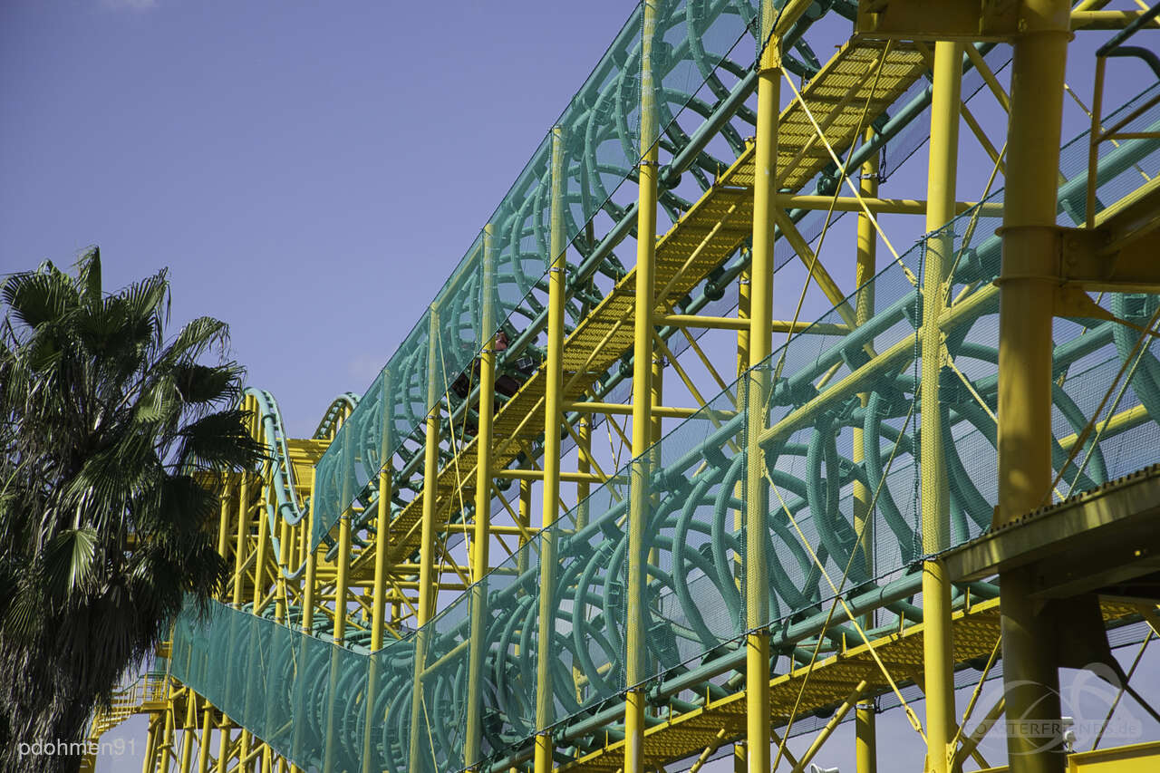 Ultra Twister im Park Nagashima Spa Land Impressionen