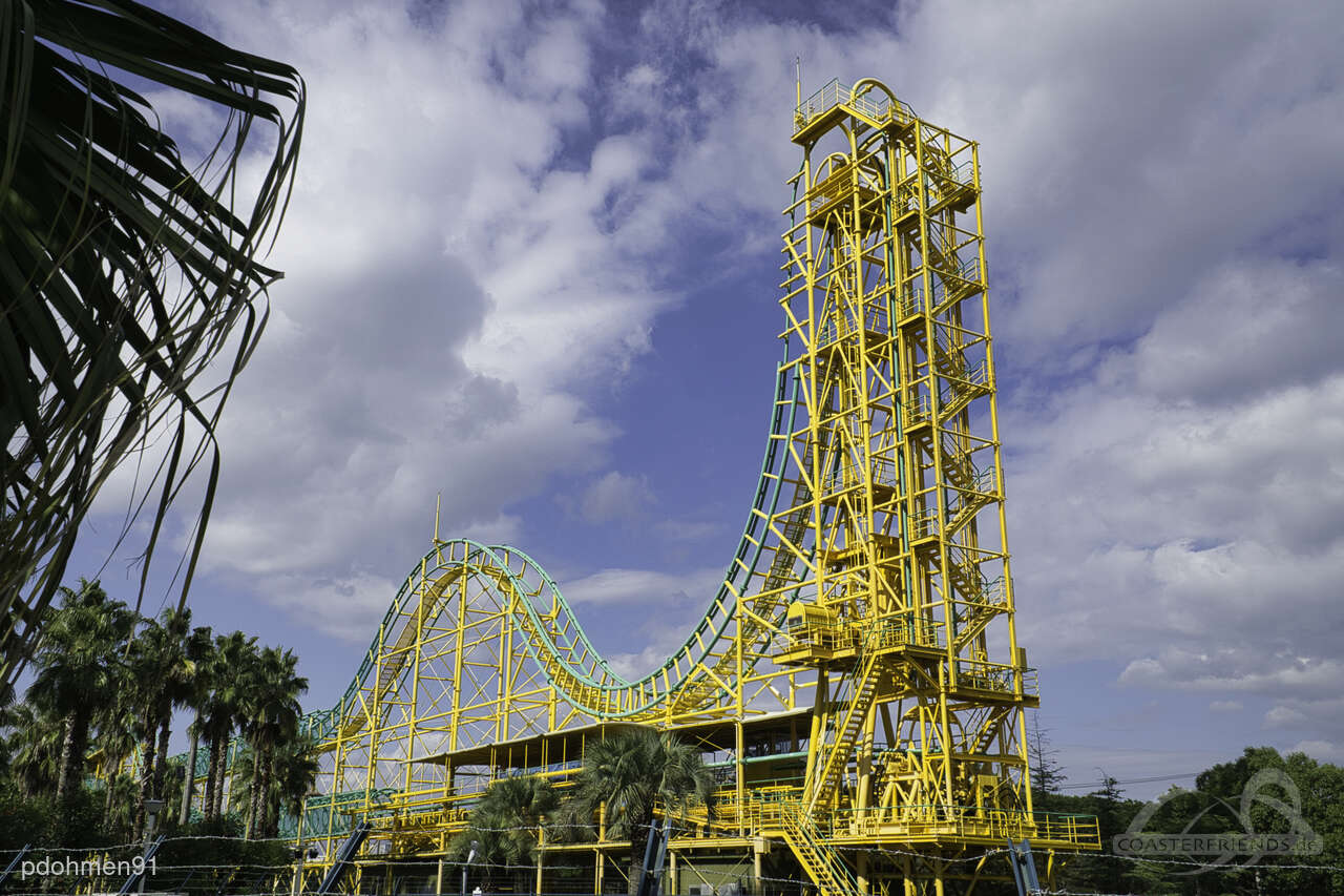 Ultra Twister im Park Nagashima Spa Land Impressionen