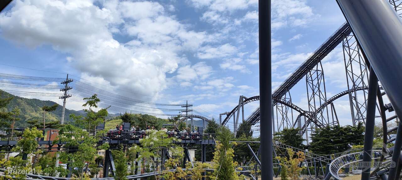 Zokkon im Park Fuji-Q Highland Impressionen