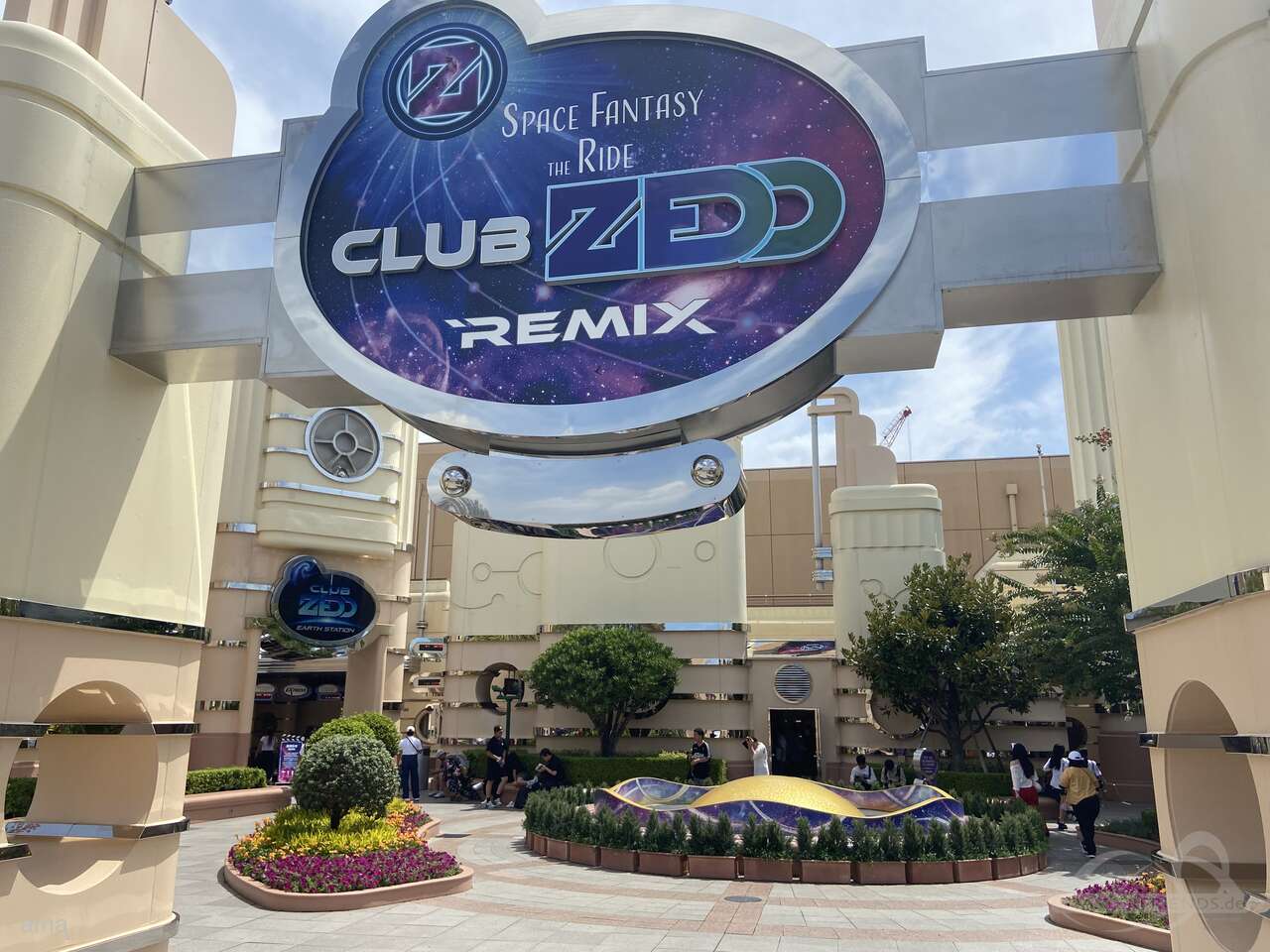 Space Fantasy - The Ride: Club Zedd Remix im Park Universal Studios Japan Impressionen
