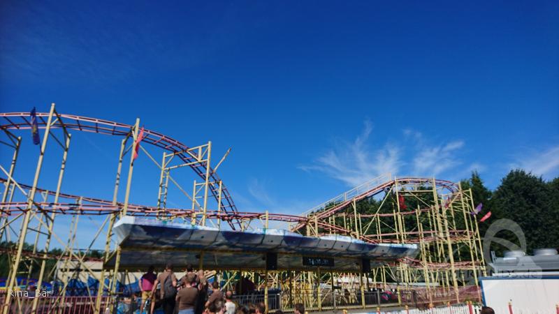 Roller Coaster im Park Park Planet Leta Impressionen