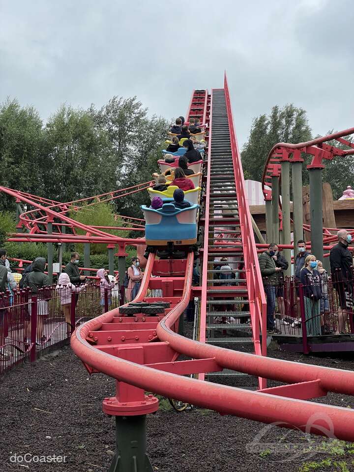 K3 Roller Skater im Park Plopsaland Belgium Impressionen