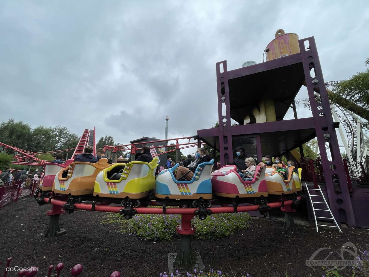 K3 Roller Skater im Park Plopsaland Belgium Impressionen
