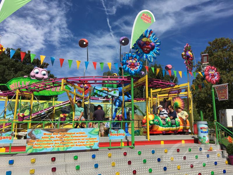 Willy der Wurm - Kiddy Coaster im Park Bauermeister Ingo Impressionen