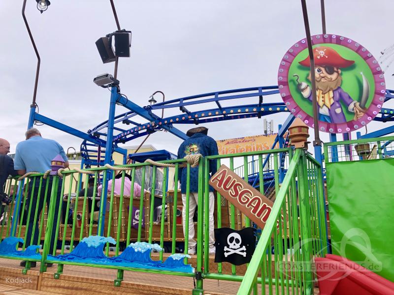 Pirateninsel (Family Coaster) im Park Kinzler Impressionen