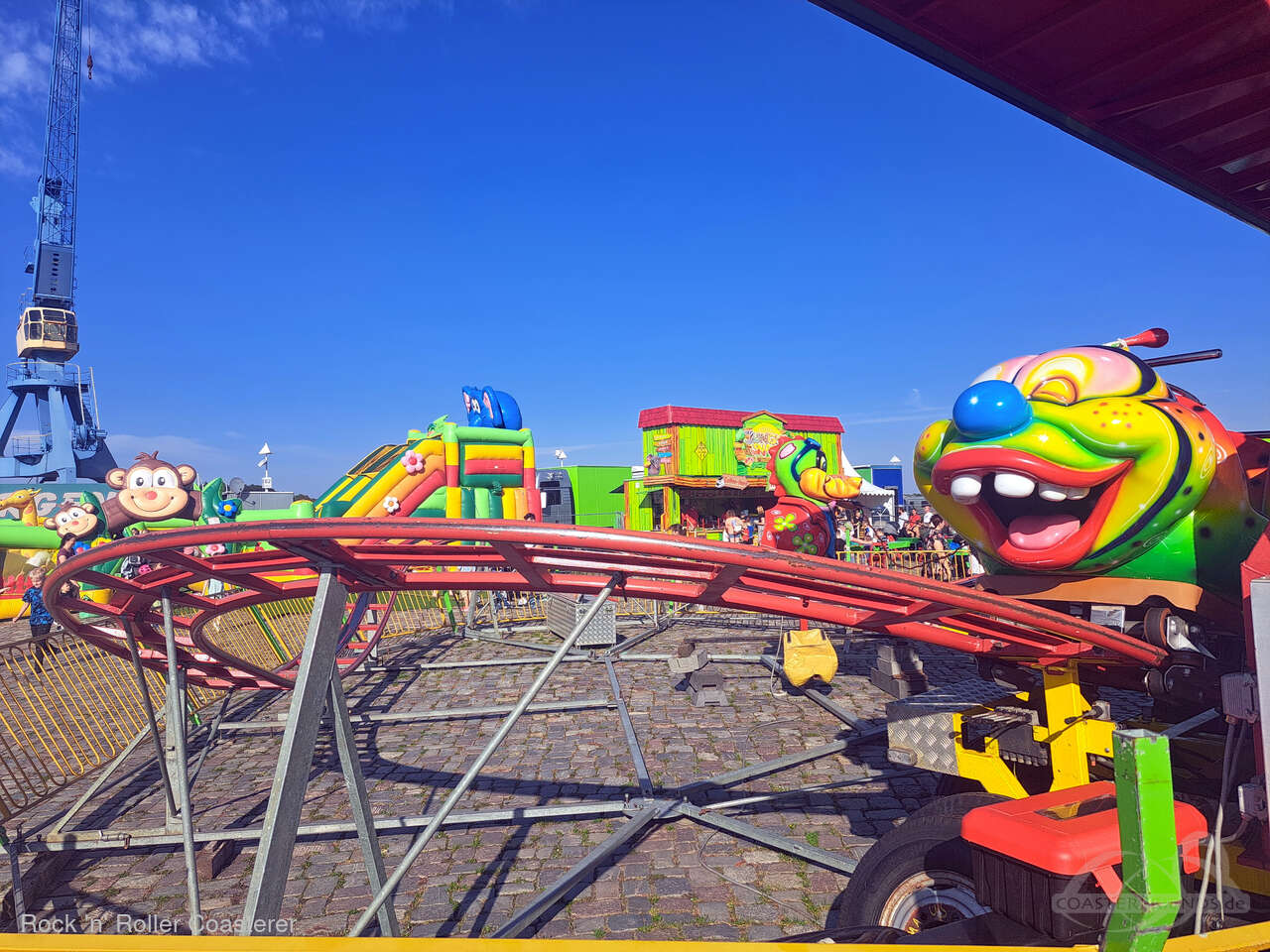 Wurmi die Raupenbahn im Park Hüpfburgenland Maus Impressionen