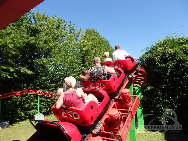 Marienkäfer Hochbahn im Park Churpfalzpark Impressionen