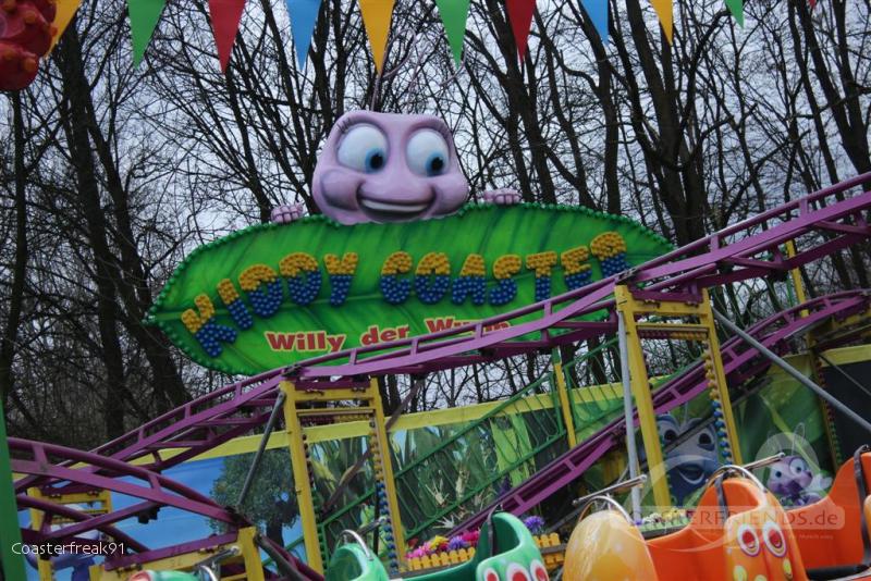 Willy der Wurm - Kiddy Coaster im Park Roos Impressionen