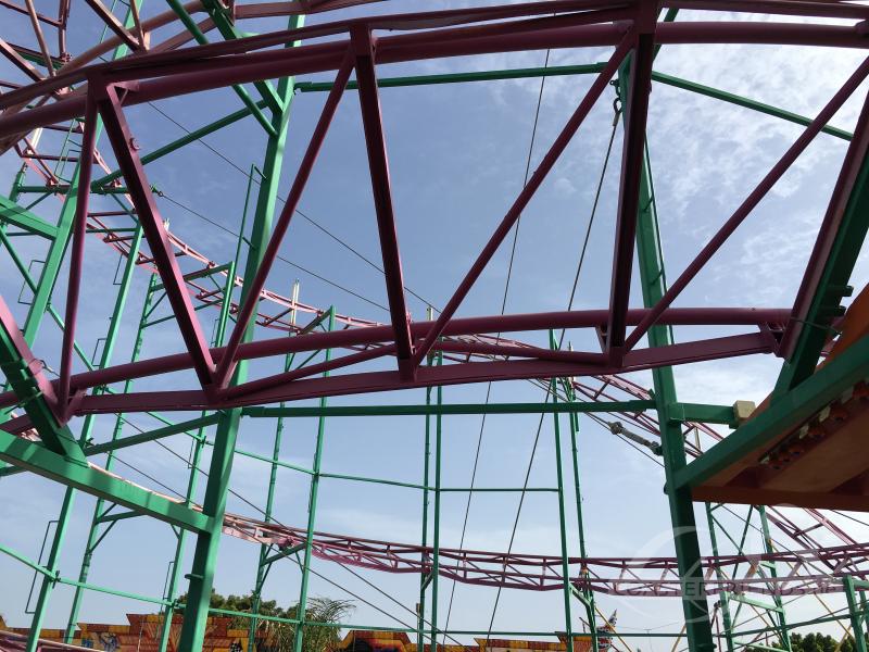 Roller Coaster im Park Holiday World Impressionen