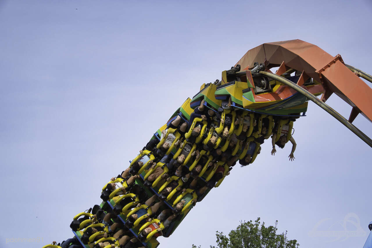 Dragon Khan im Park PortAventura Park Impressionen