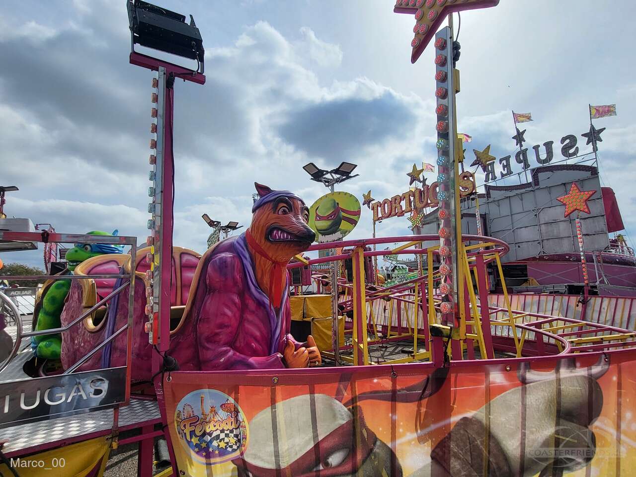 Super Tortugas / Tortugas Ninja (ramp on side) im Park Fercosti Impressionen