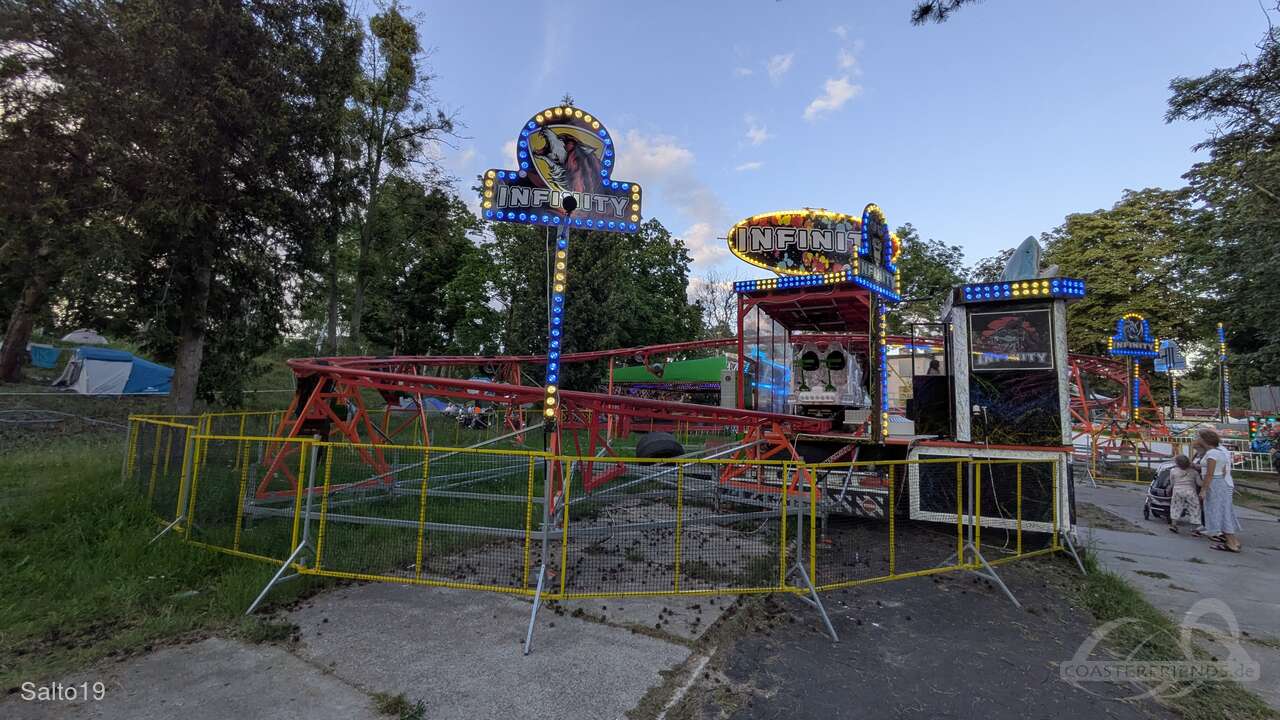 Infinity im Park Lunapark Kellner Impressionen