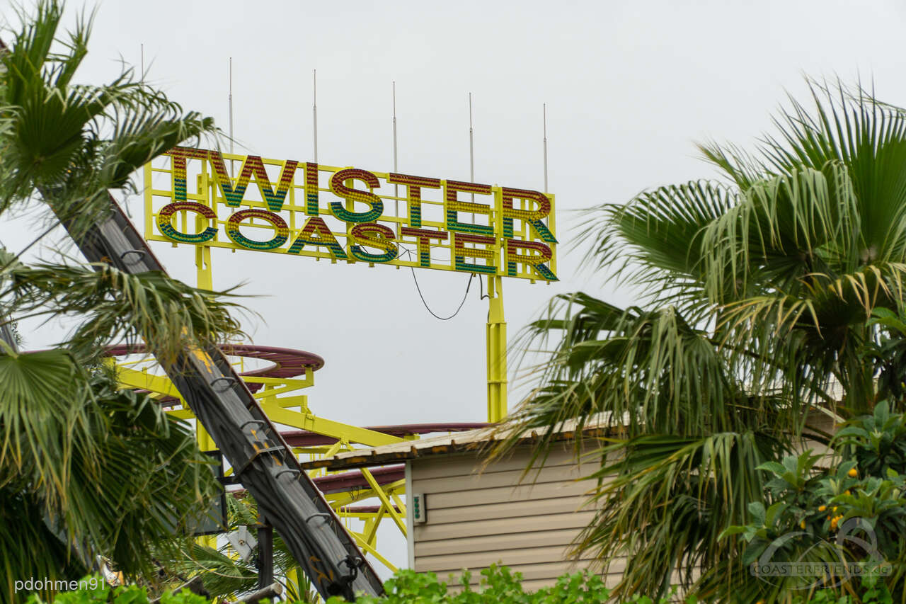 Twister Coaster im Park Aktur Park Impressionen