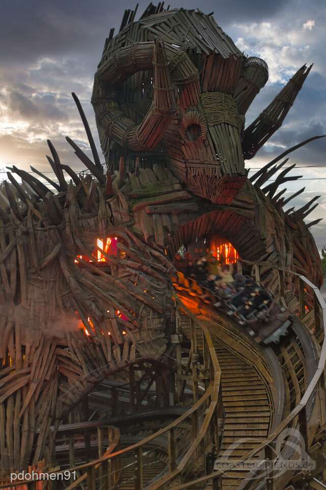 Wicker Man im Park Alton Towers Impressionen