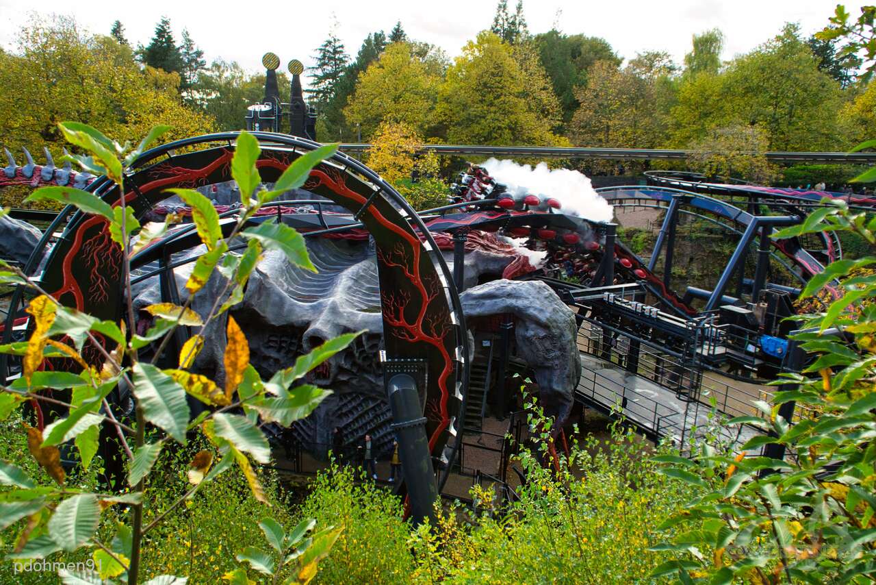 Nemesis Reborn im Park Alton Towers Impressionen