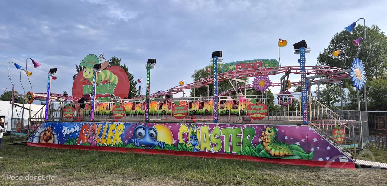 Crazy Caterpillar/Family Roller Coaster im Park Cowie, William Jr. (WJC Attractions) Impressionen