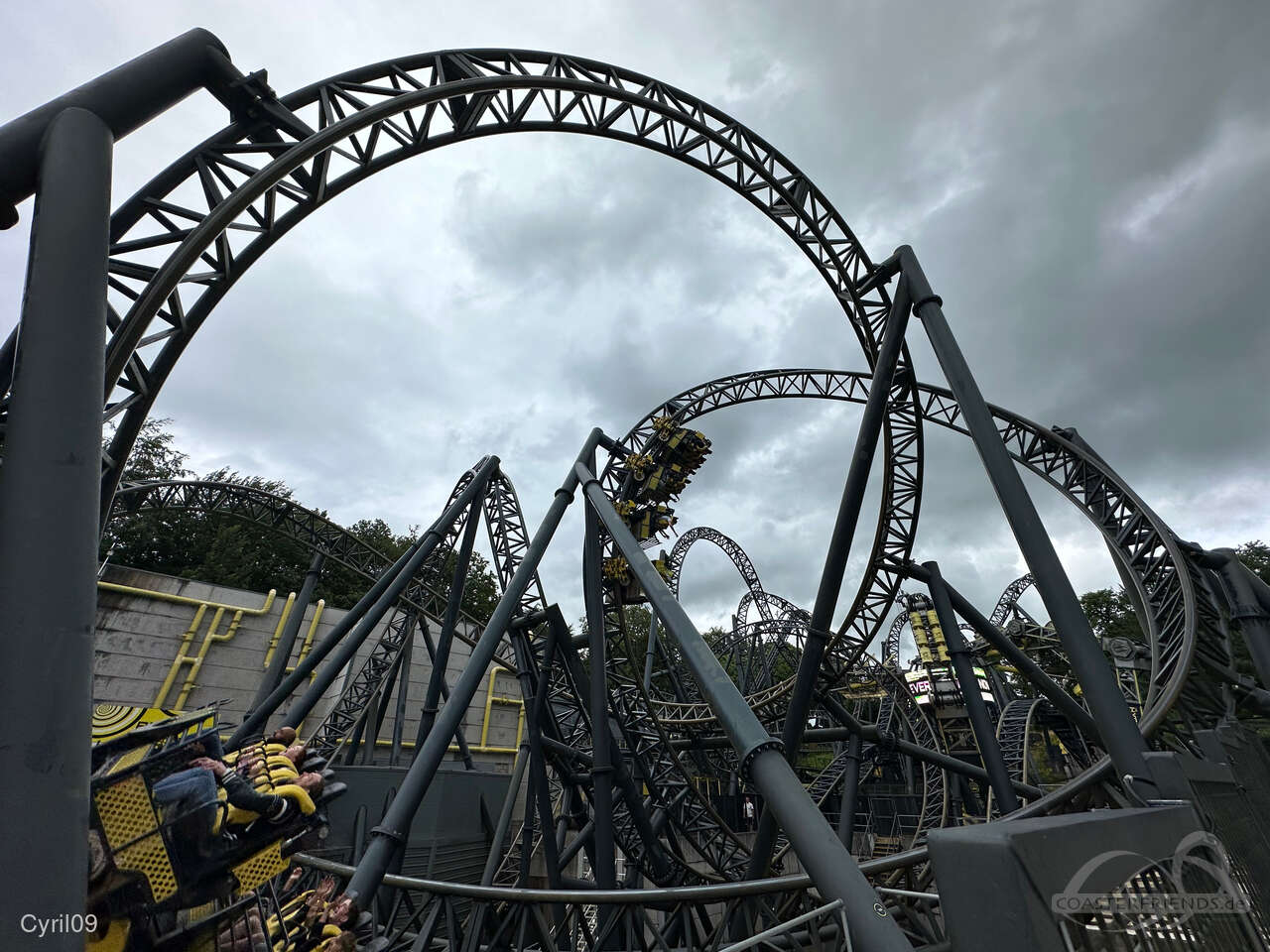 Smiler im Park Alton Towers Impressionen