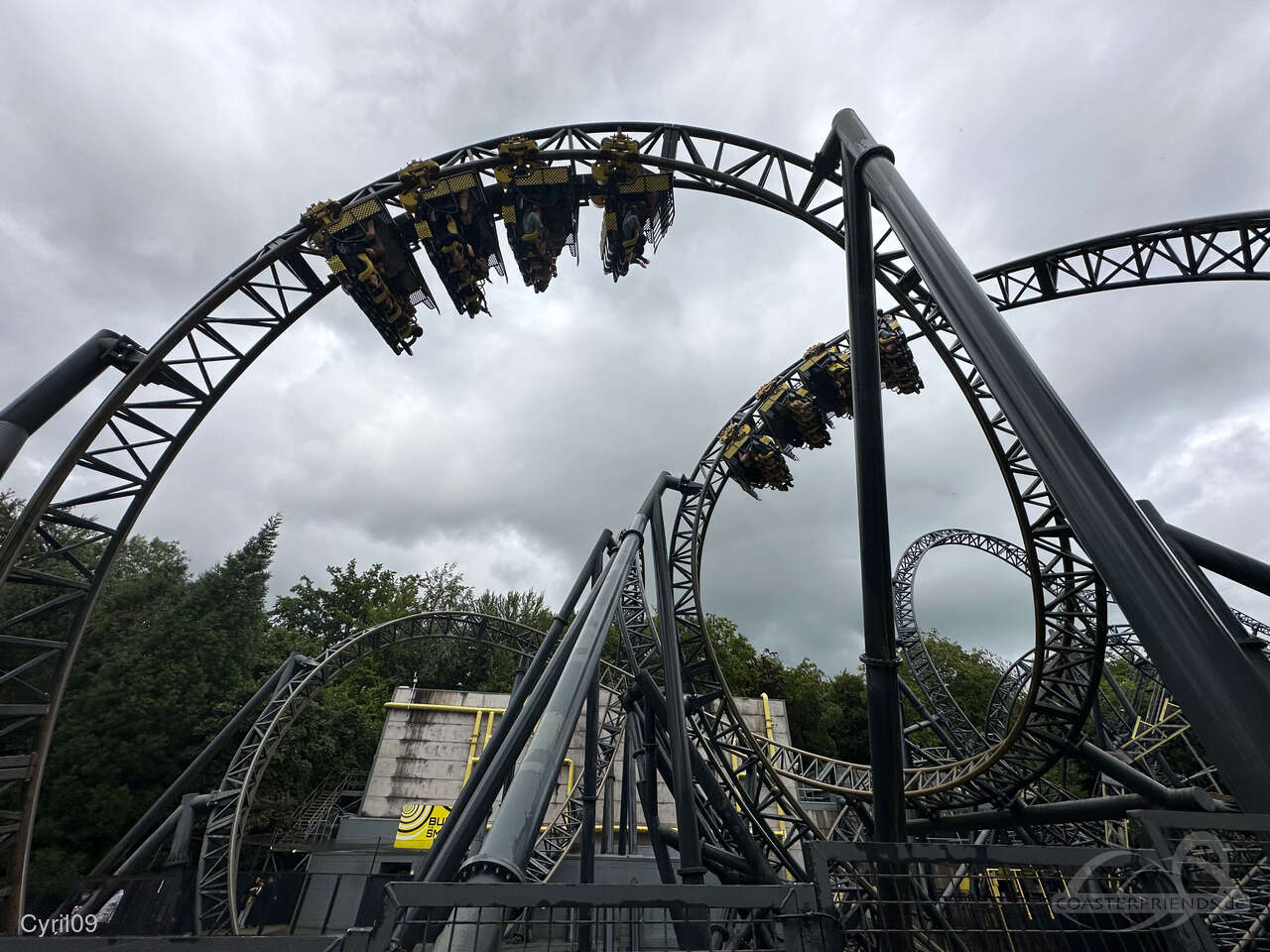 Smiler im Park Alton Towers Impressionen