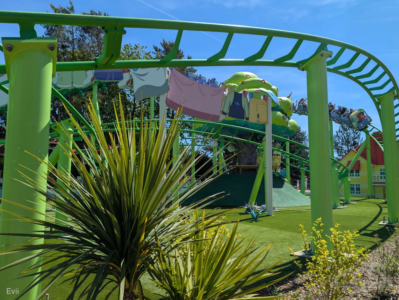 Bluey the Ride: Here come the grannies! im Park Alton Towers Impressionen