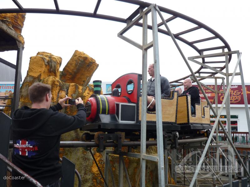 Runaway Train im Park Botton's Pleasure Beach Impressionen