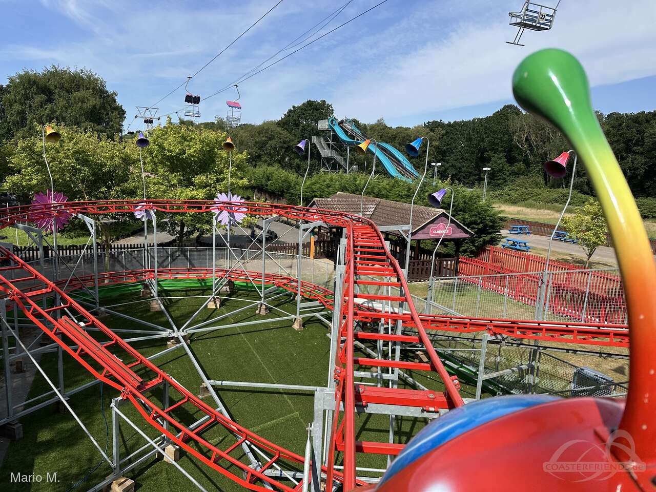Family Coaster im Park Pleasurewood Hills Impressionen