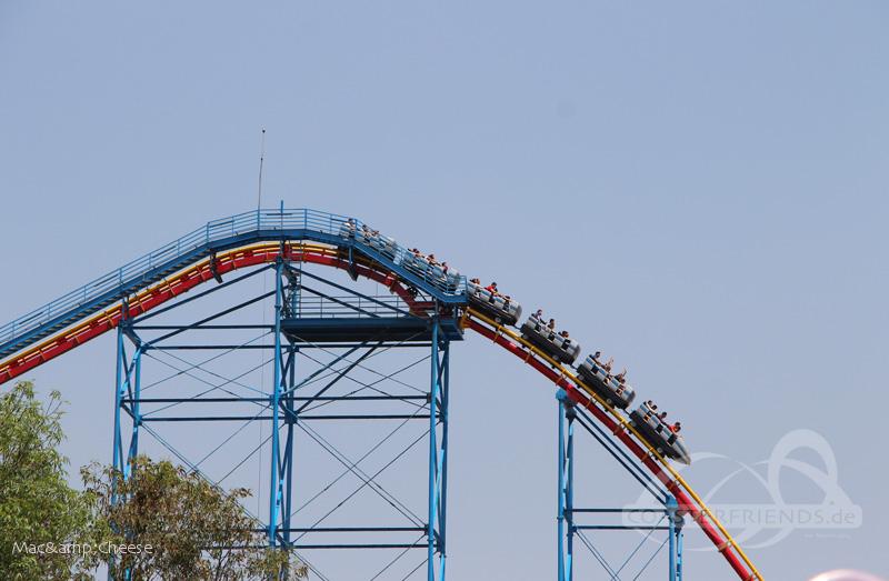 Superman el Último Escape im Park Six Flags Mexico Impressionen