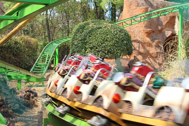 Tsunami im Park Six Flags Mexico Impressionen