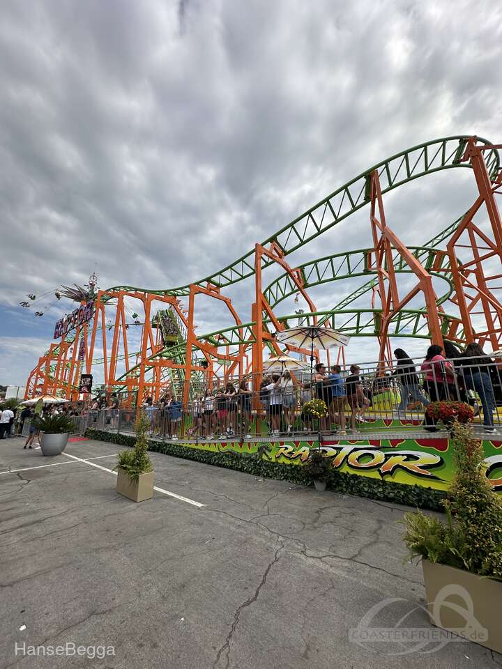 Raptor im Park Ray Cammack Shows Impressionen