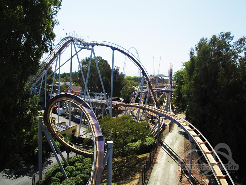 Patriot (Vortex) im Park California's Great America Impressionen