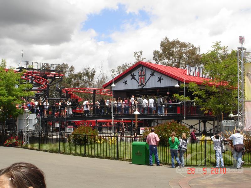 Pandemonium im Park Six Flags Discovery Kingdom Impressionen
