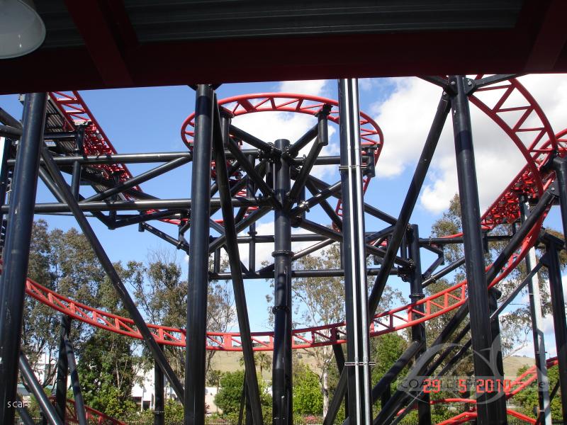 Pandemonium im Park Six Flags Discovery Kingdom Impressionen