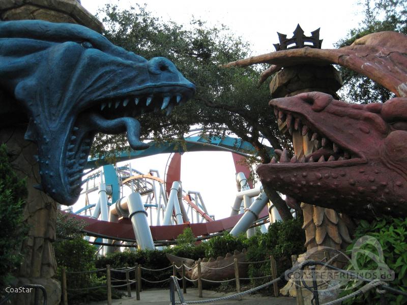 Dragon Challenge (Hungarian Horntail) im Park Universal Studios Islands of Adventure Impressionen