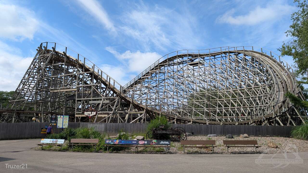 Outlaw im Park Adventureland Impressionen