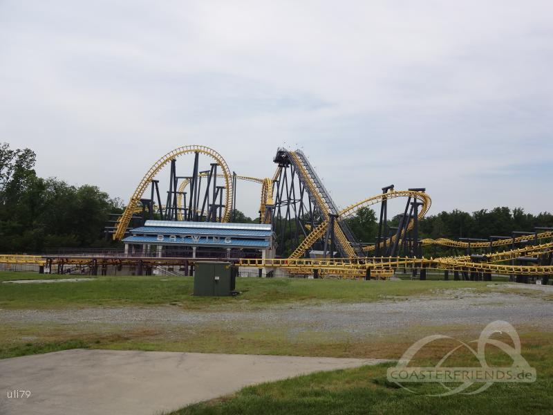 Batwing im Park Six Flags America Impressionen