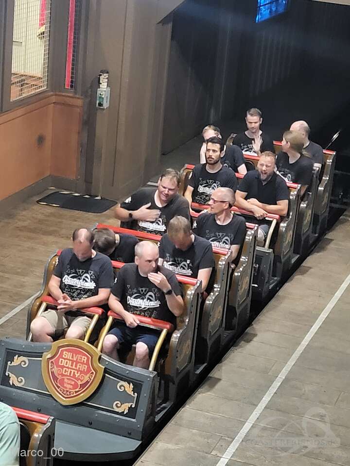 Fire In The Hole im Park Silver Dollar City Impressionen